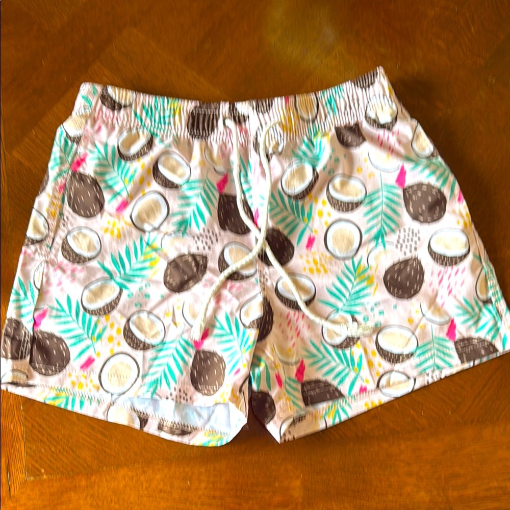 Tropical Coconut Print men's swim trunks